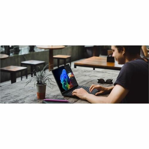 Laptop Empresarial Lenovo Thinkpad T14s Gen6, Snapdragon X Elite X1E-78-100, 31GB RAM, SSD 512GB, Windows 11 Pro, 3 años de garantía en sitio