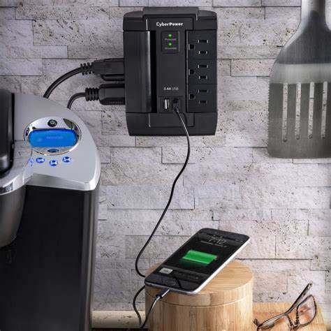 Supresor/Protector de Sobretensión CyberPower P600WSURC1, 6 NEMA 5-15R, 1200J, 120V AC, 30kA