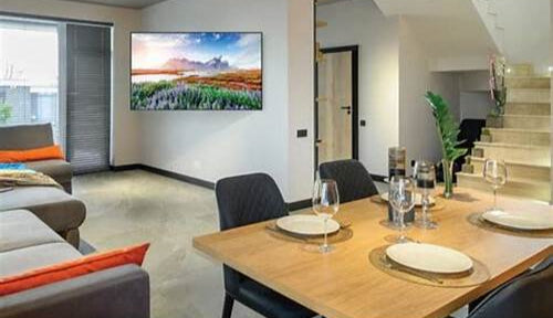 Soporte de Pared para Pantalla Plana de 85"Paramount™ PA775 color Negro