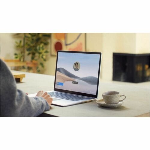 Laptop Empresarial MICROSOFT SURFACE 4, Intel Core i7 11aGen i7-1185G7, RAM 16GB, SSD 256GB, Windows 11 Pro, 1 año de garantía
