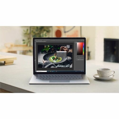 Laptop Empresarial MICROSOFT SURFACE 4, Intel Core i7 11aGen i7-1185G7, RAM 16GB, SSD 256GB, Windows 11 Pro, 1 año de garantía