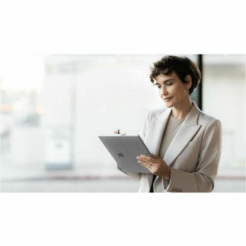 Tableta Surface Pro 10, 13 pulgadas, Core Ultra 7, 16GB RAM, almacenamiento 512GB, Windows 11 Pro, WiFi, Bluetooth, 1 año de garantía