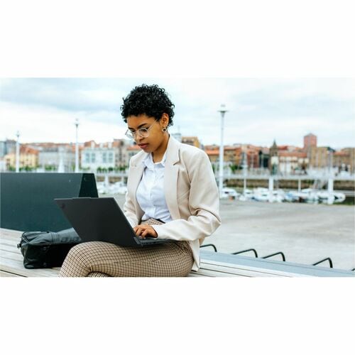 Laptop Empresarial Lenovo ThinkPad T14s G5, Intel Core Ultra 7 155U, 16GB RAM, SSD 512GB, Windows 11 Pro, 1 año de garantía