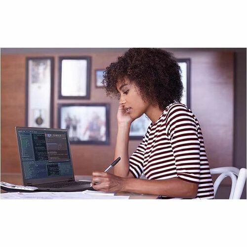 Laptop Empresarial Lenovo Thinkpad P16v G2, Intel Core Ultra 9 185H, 32GB RAM, SSD 1TB, Windows 11 Pro, 3 años de garantía