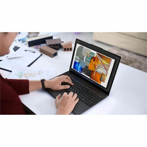 Laptop Empresarial Lenovo ThinkPad E16 Gen 3, AMD Ryzen 7 250, 32GB RAM, SSD 1TB, Windows 11 Pro, 1 año de garantía