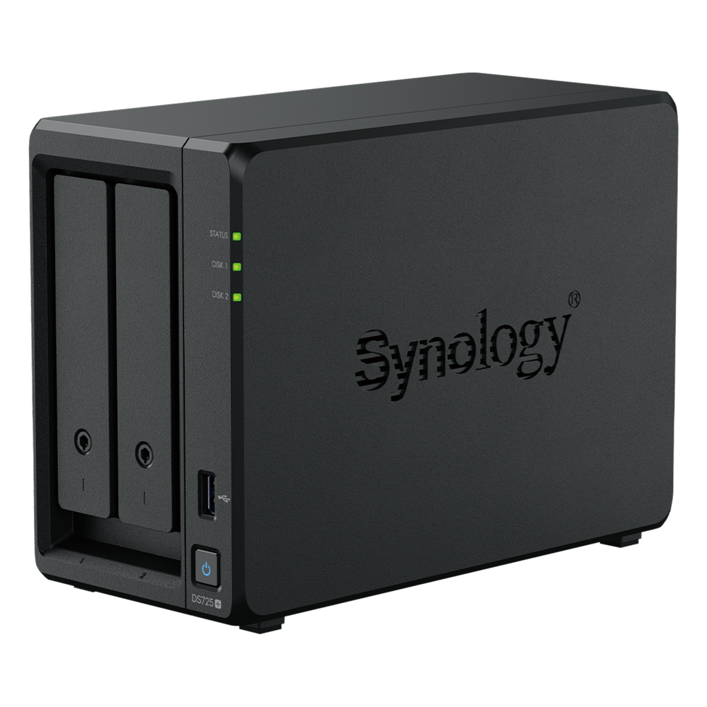 NAS Synology DiskStation DS725+ | 2 Bahías Exp. 7 | AMD Ryzen R1600 4T DDR4 ECC | 2×M.2 NVMe Caché | 2.5GbE | 276 MB/s | DX525 140TB | Active Backup | SKU DS725+